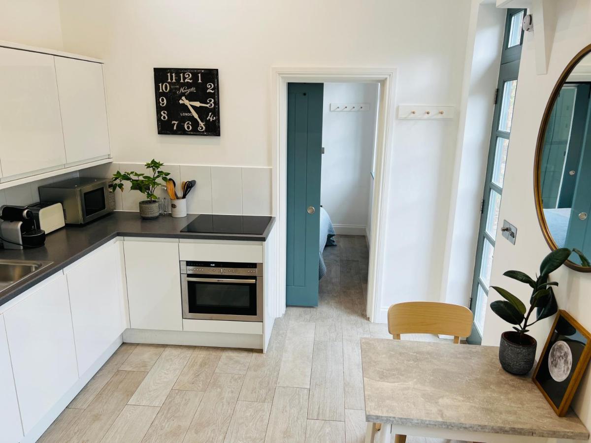 Forge Cottage - Pretty 1 Bedroom Cottage With Free Off Street Parking Λονδίνο Εξωτερικό φωτογραφία